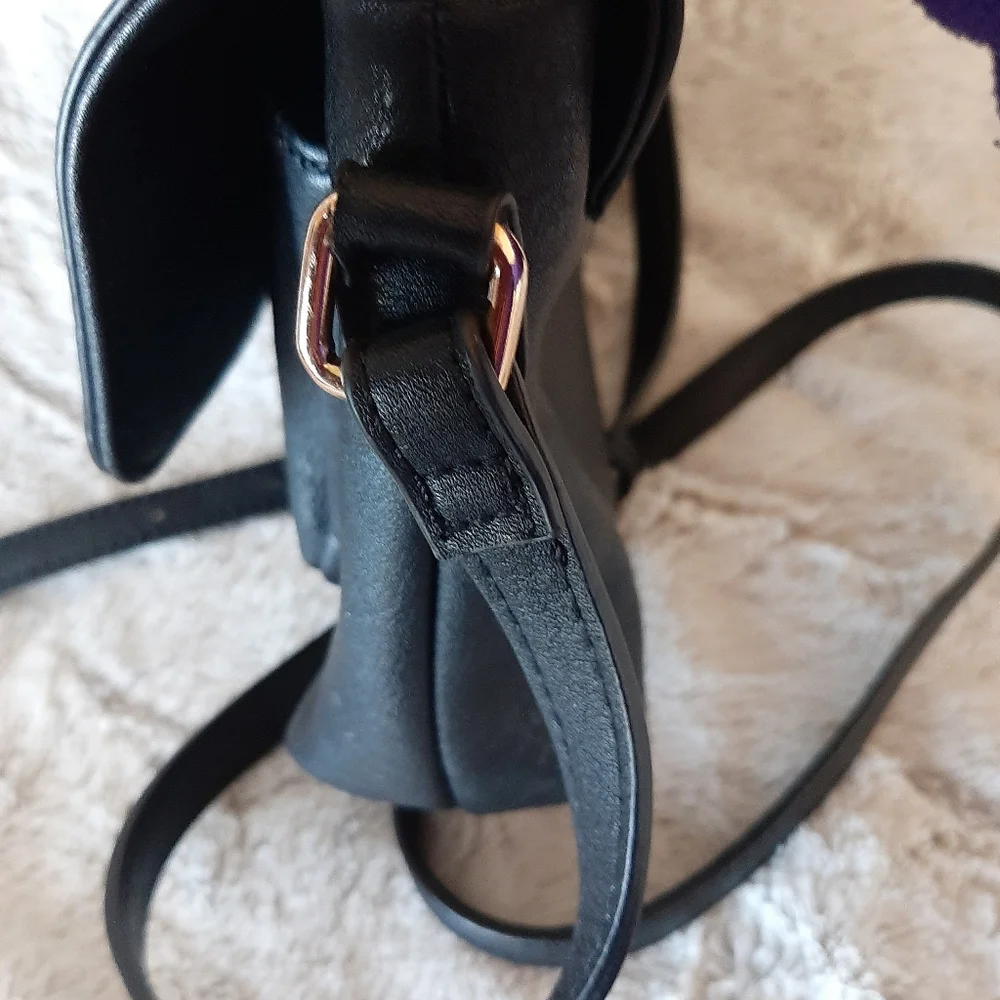 ANTIK KRAFT - Faux Leather Crossbody Snap Front Black - Picture 8 of 13